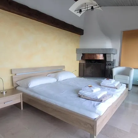 Casa Moorea Brione sopra Minusio